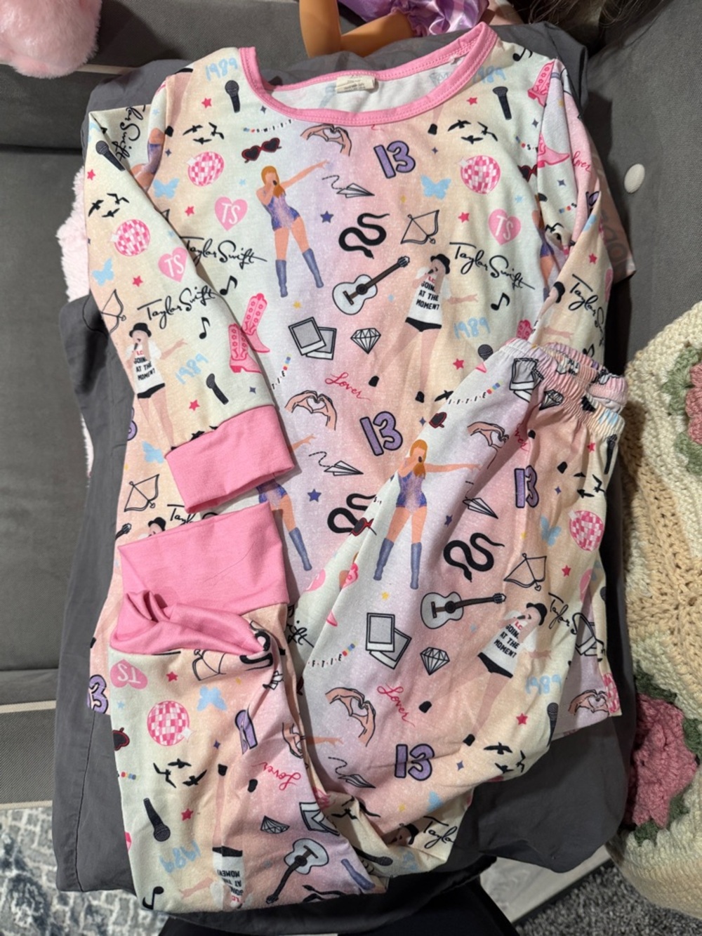 Taylor Swift Pink Multicolor Icon Print Pajama Set